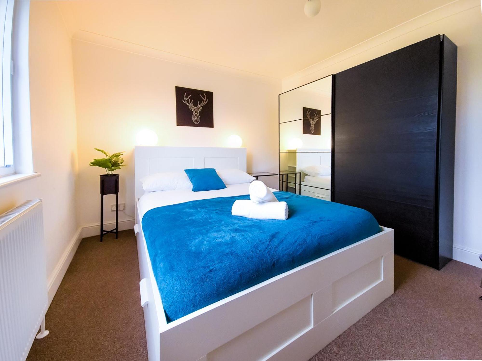 Charming London Home, Opp Arnos Grove Underground Station, Parking New Southgate Kültér fotó
