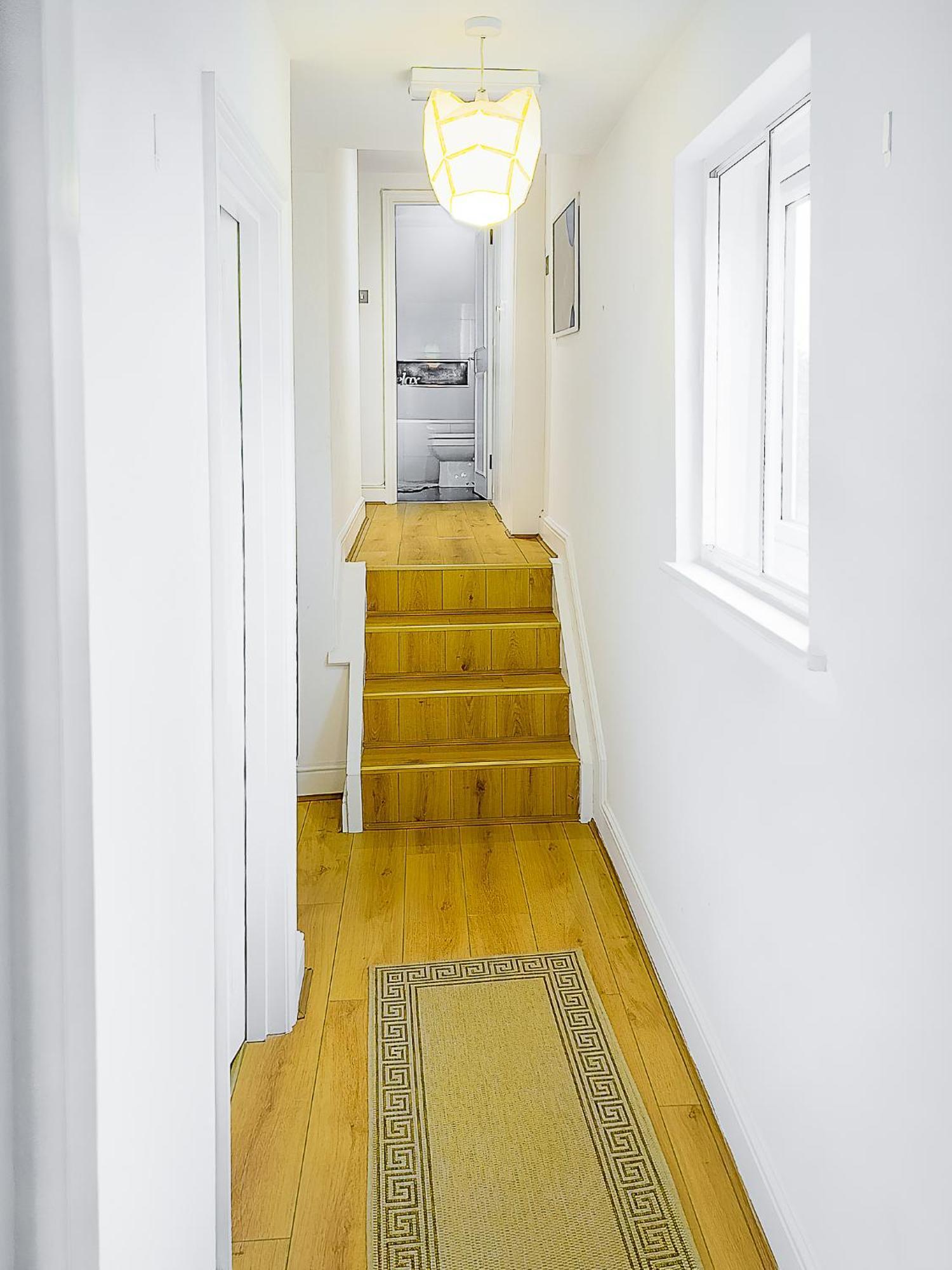 Charming London Home, Opp Arnos Grove Underground Station, Parking New Southgate Kültér fotó